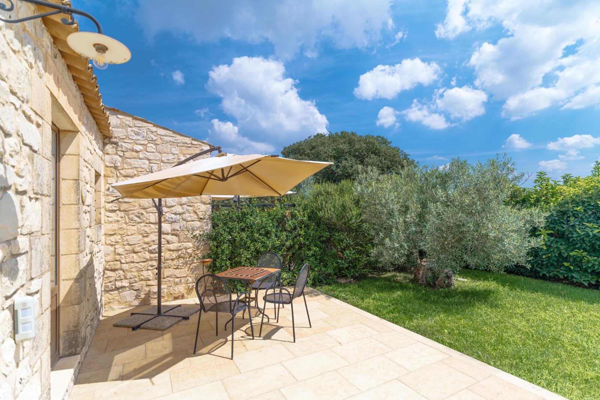 Borgo Monachella Bed & Breakfast Ragusa Bilik gambar