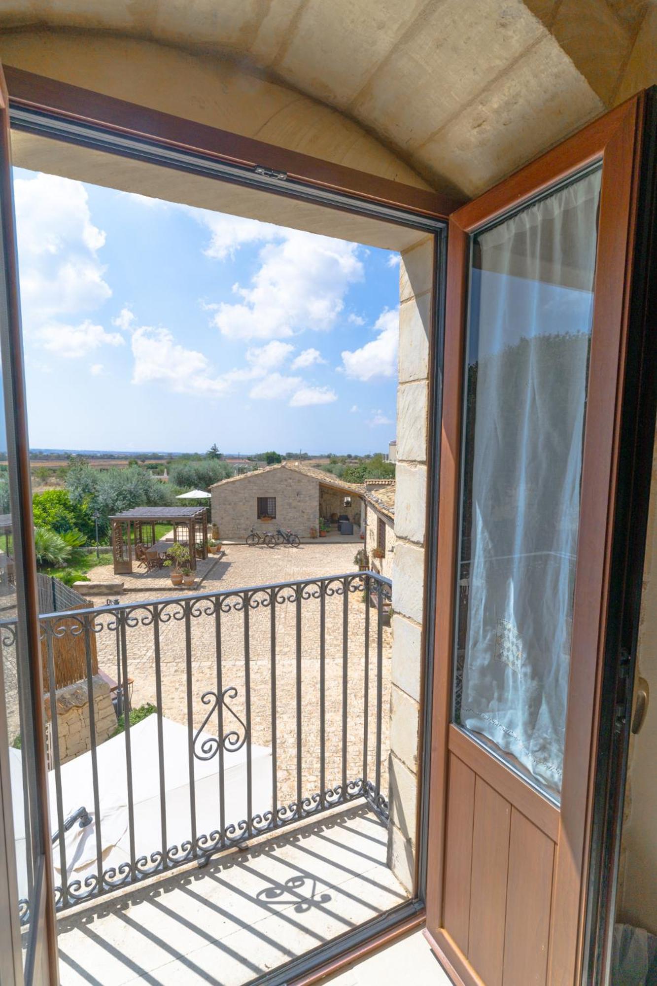 Borgo Monachella Bed & Breakfast Ragusa Bilik gambar