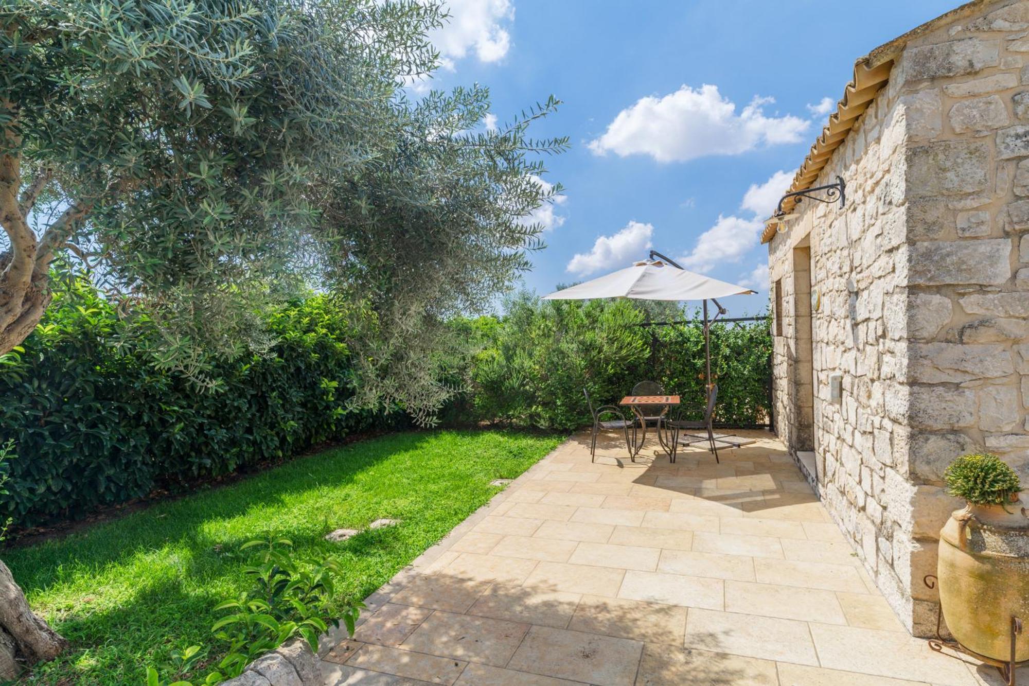 Borgo Monachella Bed & Breakfast Ragusa Bilik gambar