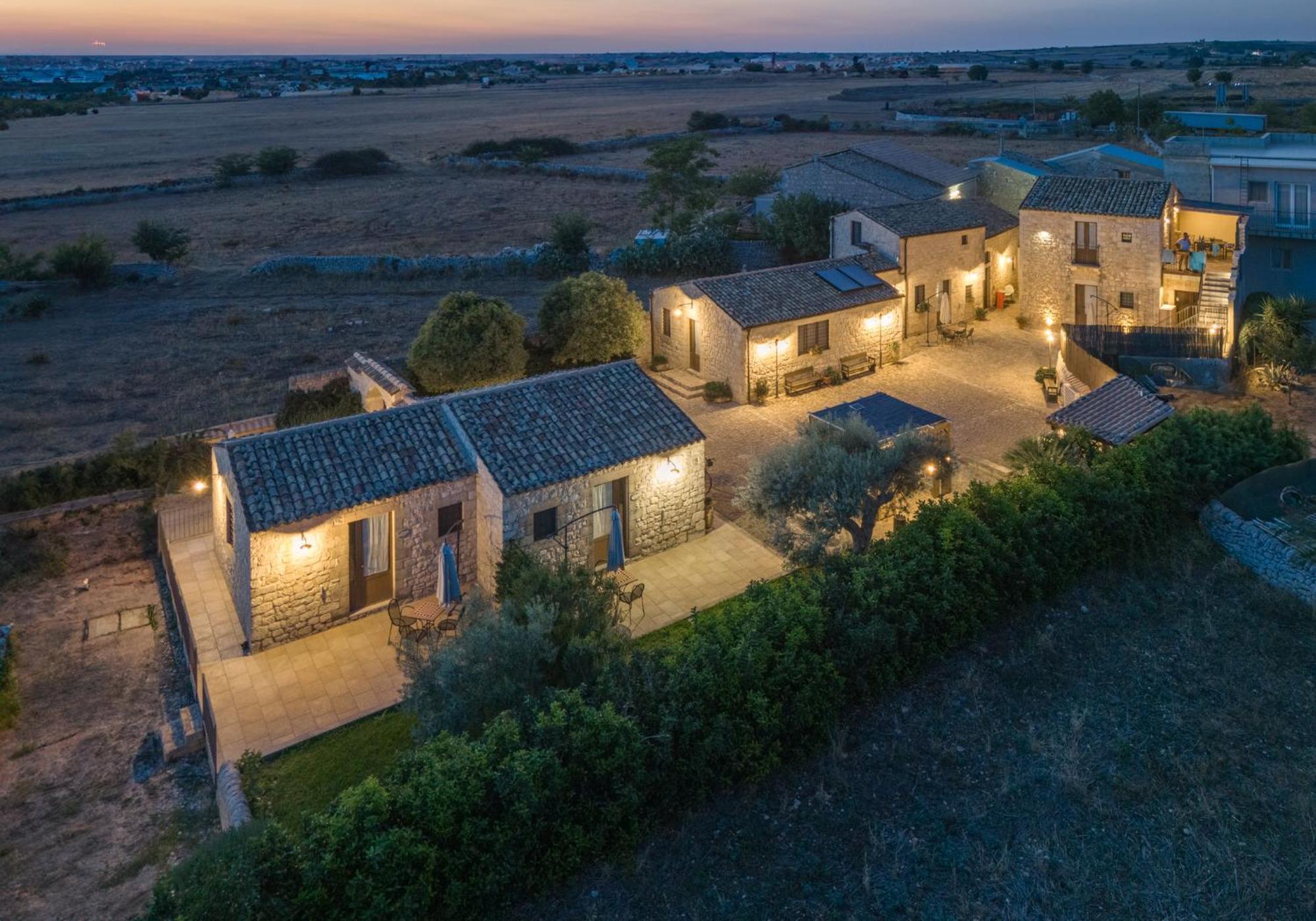 Borgo Monachella Bed & Breakfast Ragusa Luaran gambar